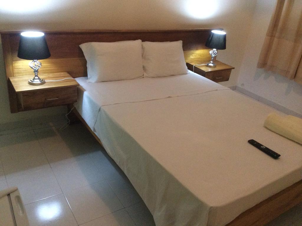 Residencial Apresentacao Hotell Santo António Exteriör bild