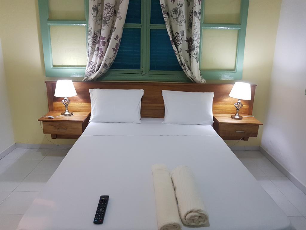 Residencial Apresentacao Hotell Santo António Exteriör bild