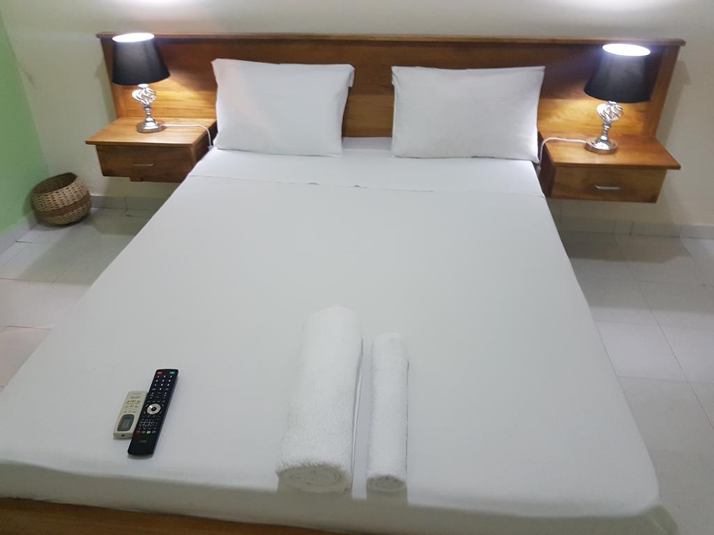 Residencial Apresentacao Hotell Santo António Exteriör bild